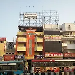 Hotel Everest