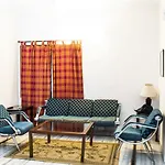 Vcare Service Apartment - Road No.12