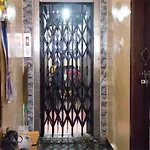 Joyce Guest Inn And Women\'S Hostel