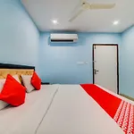 Oyo 11966 Grand Euro Park Hotel