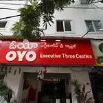 Oyo 44275 Three Castles Executive
