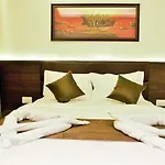 Prowell Hotel