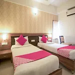 Townhouse 692 Hotel Nera Regency
