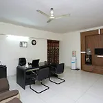 Oyo 8587 Dwell Suites