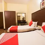 Oyo 840 Apartment Near Gvk Mall