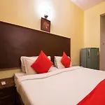 Oyo 840 Apartment Near Gvk Mall