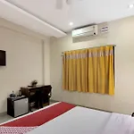 Oyo 45 Silverkey Gachibowli