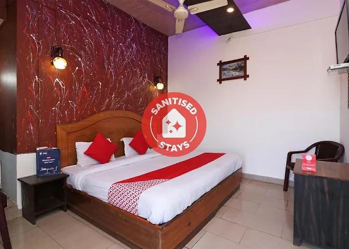 Oyo 74578 Hotel Al-Diyafa