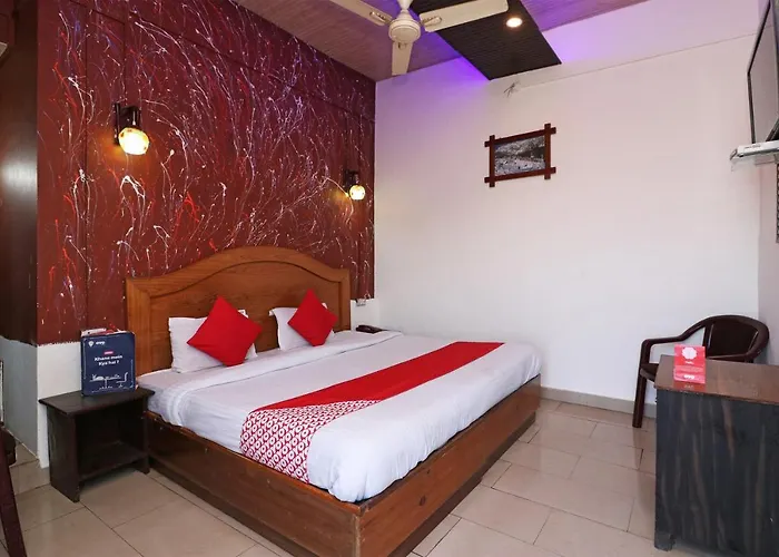 Oyo 73851 Hotel Hyderabad Comfort Lakdikapul