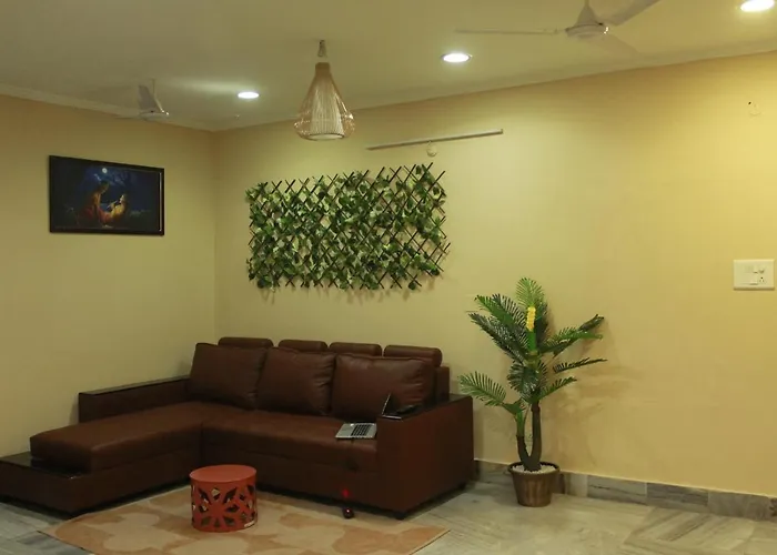 A Convenient Home Stay In City Centre - Ameerpet