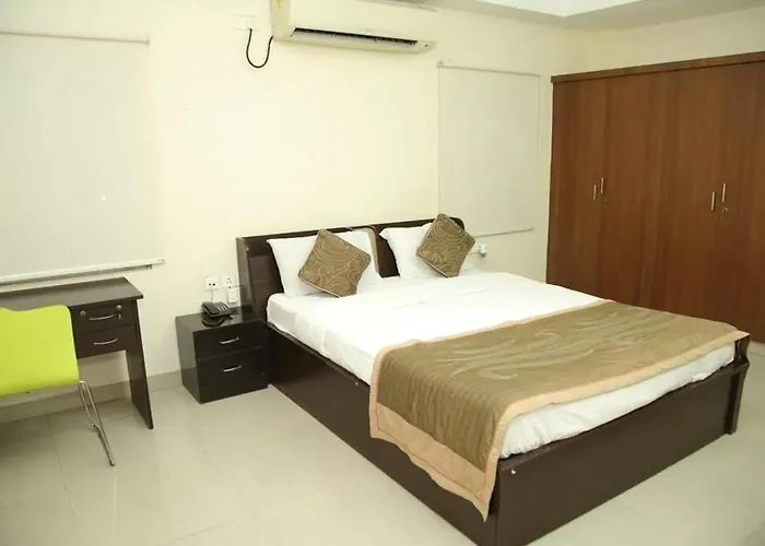 Fabhotel Sky View Suites