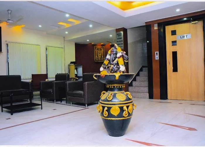 Hotel Padmini Residency