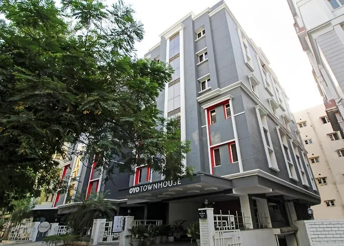 Oyo Townhouse 9 Hitech City