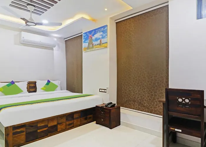 Itsy Hotels J A Royal Suites Manikonda