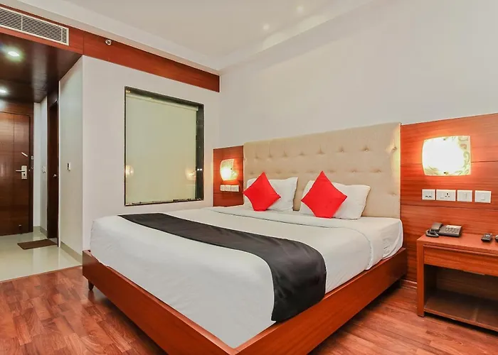Capital O 35958 Hotel Lake View