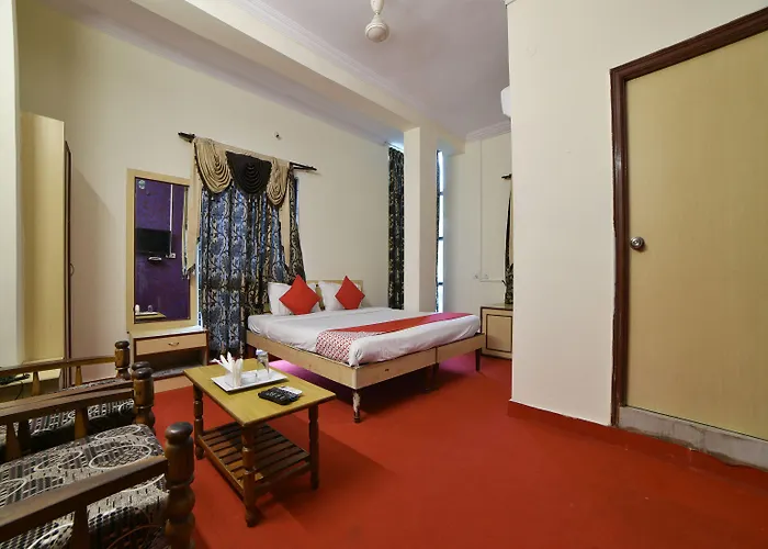 Oyo 10599 Hotel R Inn Residency