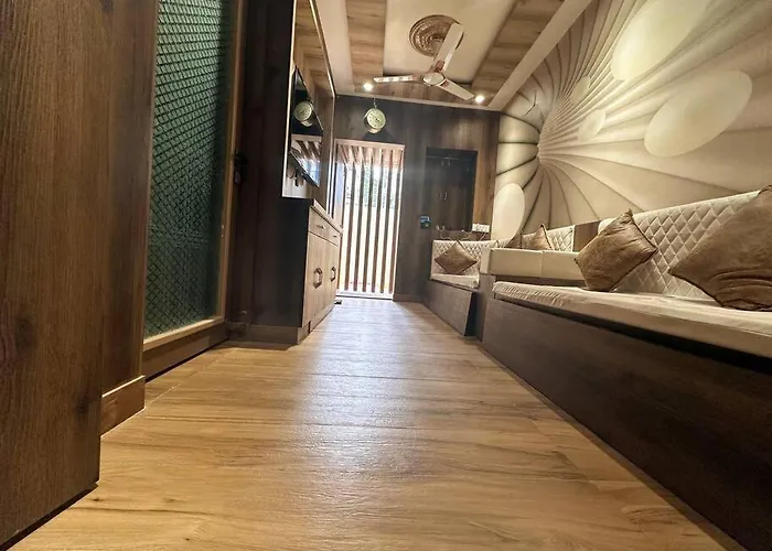 Bms Guest House - 2 Bhk Lux Ac Only For Family\'S