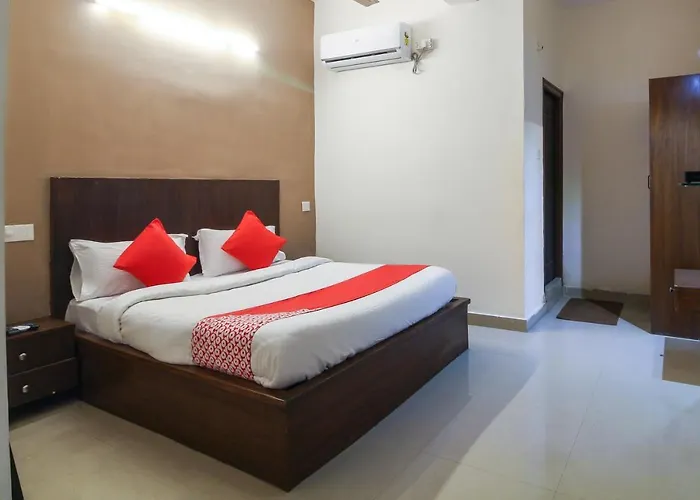 Spot On Gopi Mini Guest House Near Erragadda Metro Station