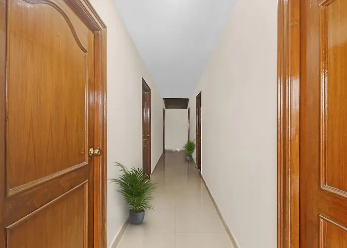Oyo Altima Suites Near Ayyapa Society