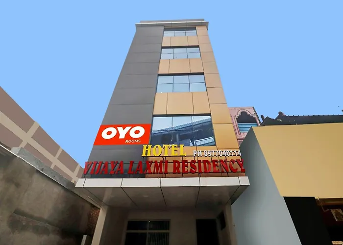 Oyo Hotel Vijay Laxmi Residency Near Erragadda Metro Station