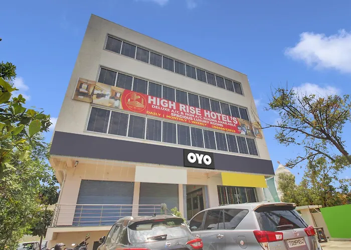 Oyo Flagship High Rise Hotel