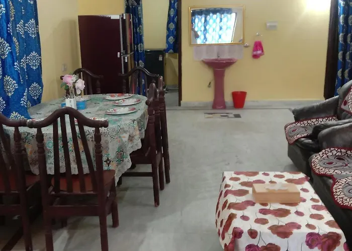 Two Bhk Fully Furnished Flat - Near Charminar And Salar Jung Museum