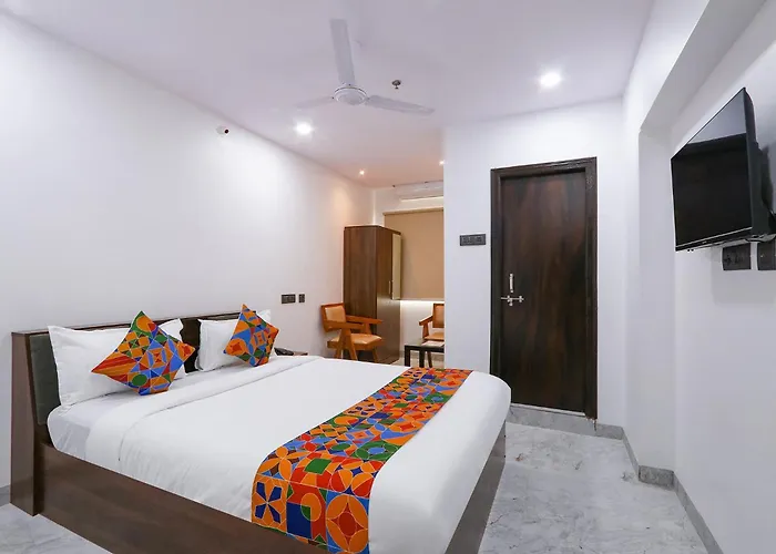 Fabhotel Relax Inn