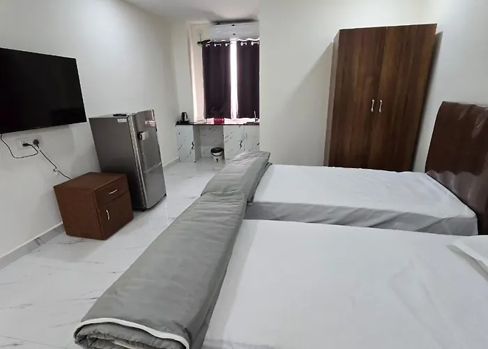 Single Suite Room