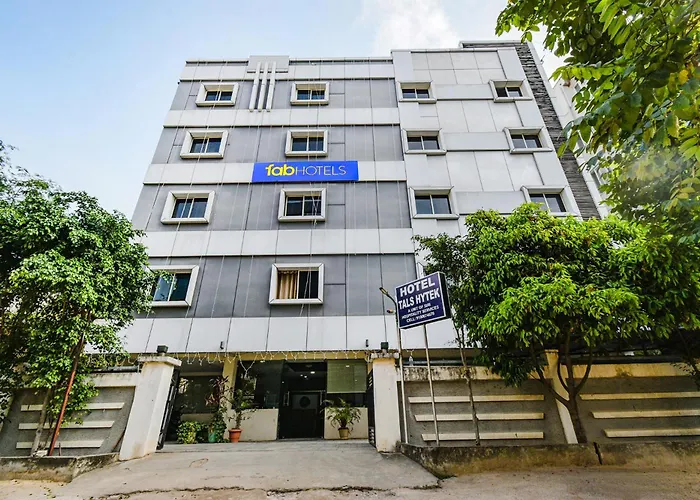 Fabhotel Tals Hitech - Nr Jubliee Enclave, Hitech City