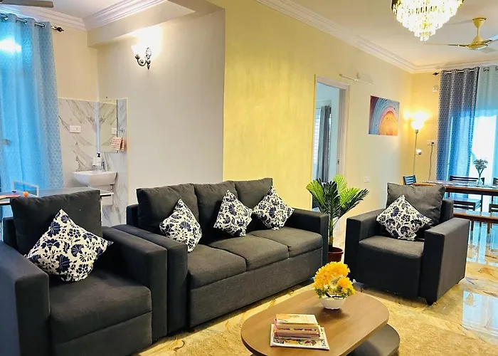 Evara Hitec Escape - Luxury 3Bhk Apt Near Hiteccity