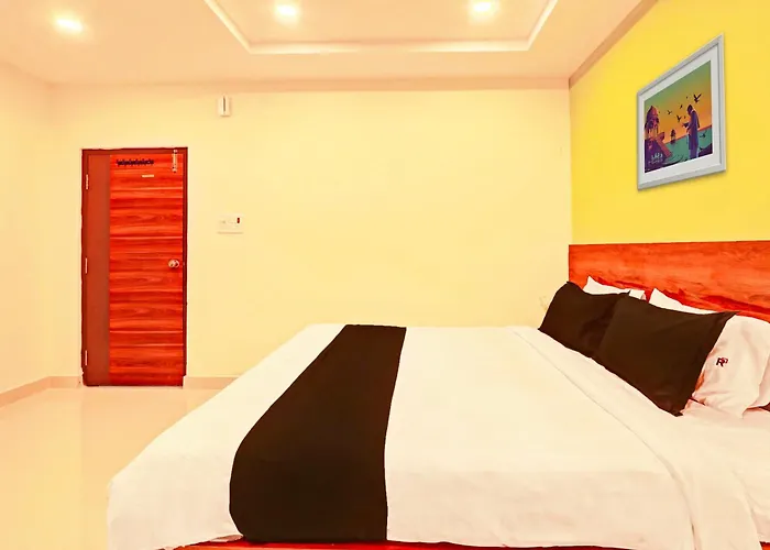 Hotel O R Square