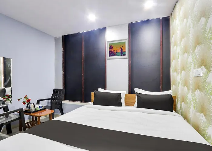 Hotel O Sri Mnr Grand Luxury Rooms
