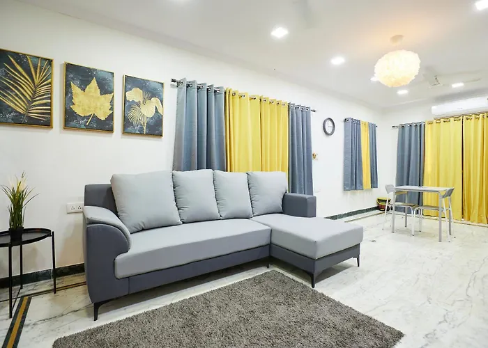 Stylish 1.5 Bhk A/C At Banjarahills Near Carehospitals