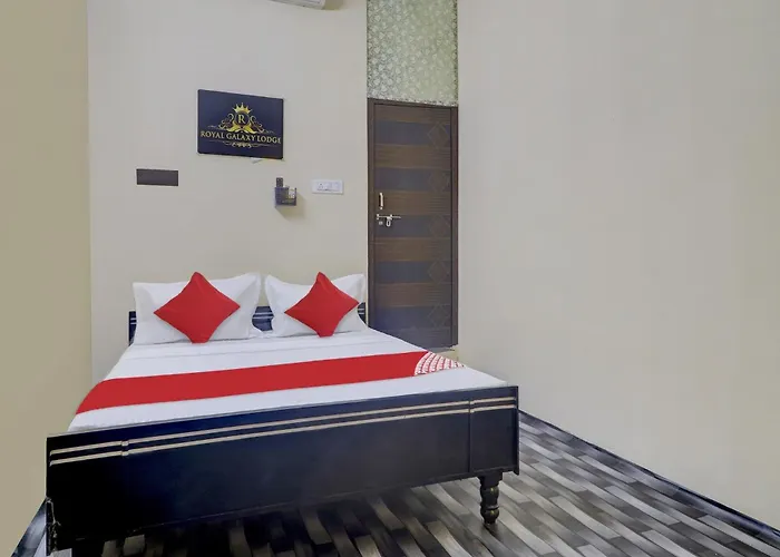 Hotel O Royal Galaxy Lodge