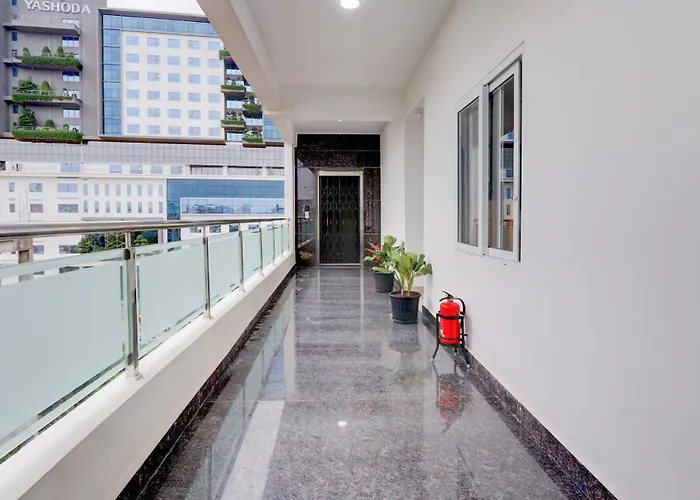 Collection O Sri Jahnavi Group Besides Yashoda Hospital Hitec City
