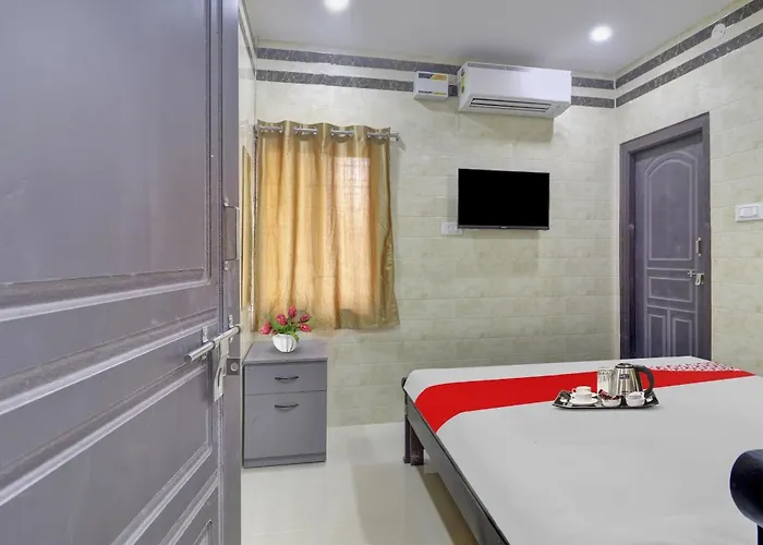 Hotel O Ashoka Classic Near Gokul Chat