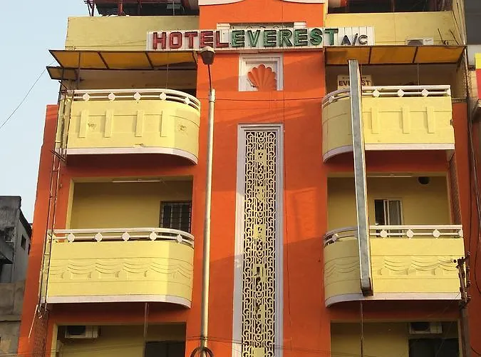 Hotel Everest