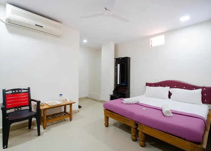 Hotel Sri Sai Balaji