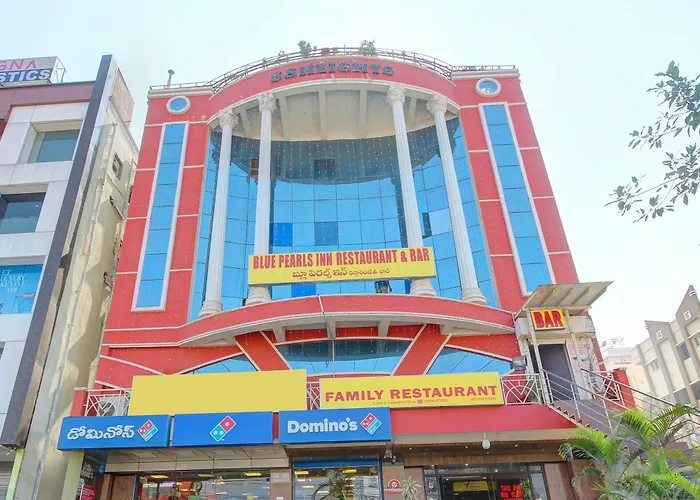 Oyo 10596 Hotel Indu