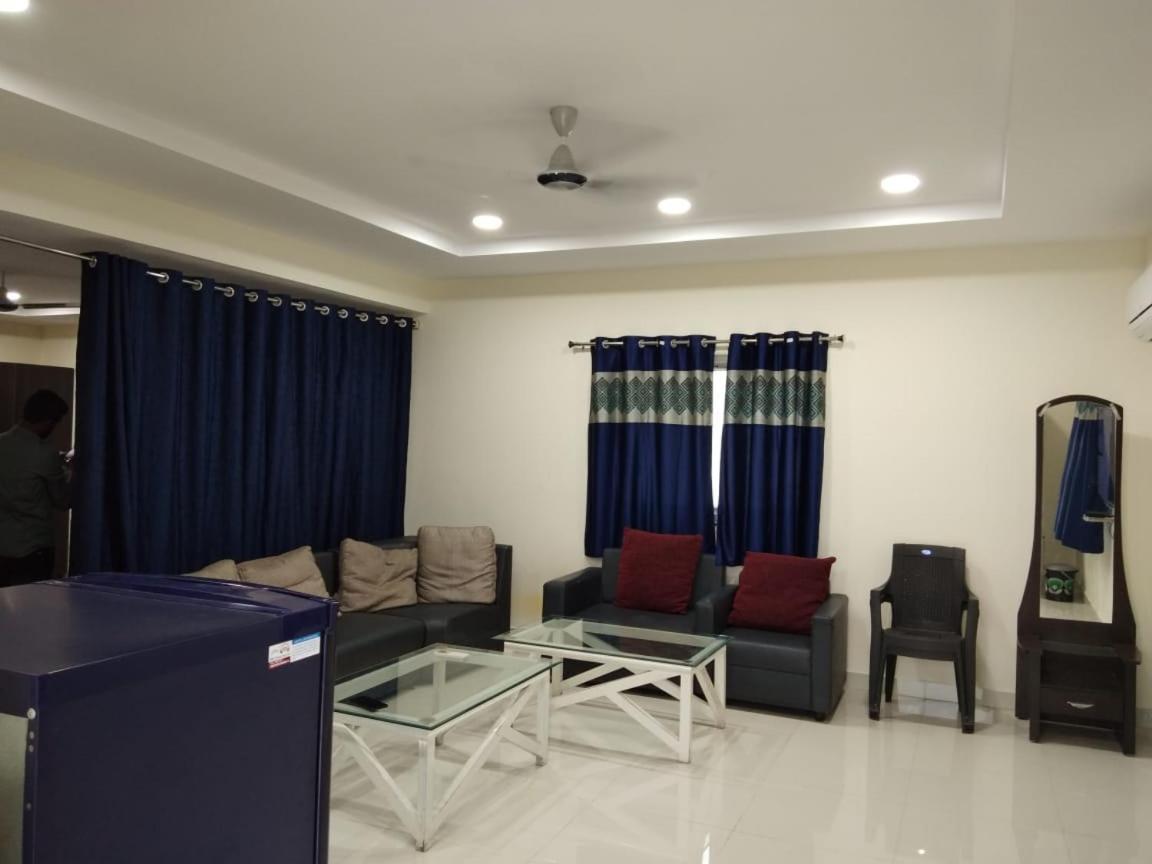 Kundhana Apartment *