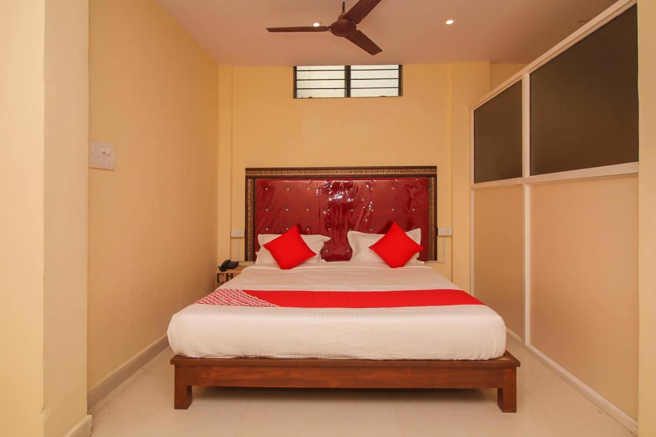 Oyo 7343 Al Shareef Palace Hotel