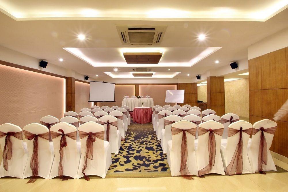 Hotel Western Ashoka 3*