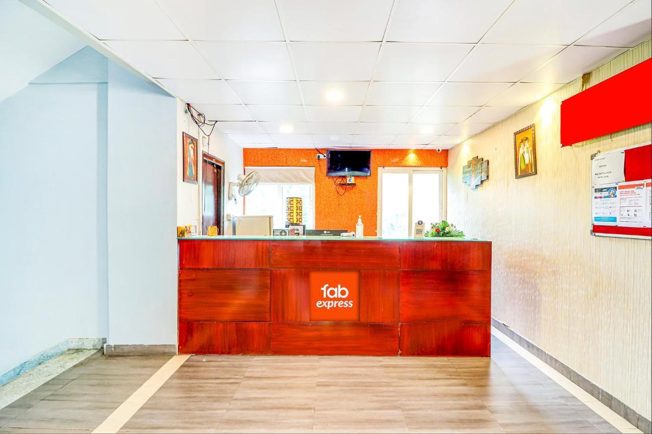 Hotel Fabexpress Mid Town 3*