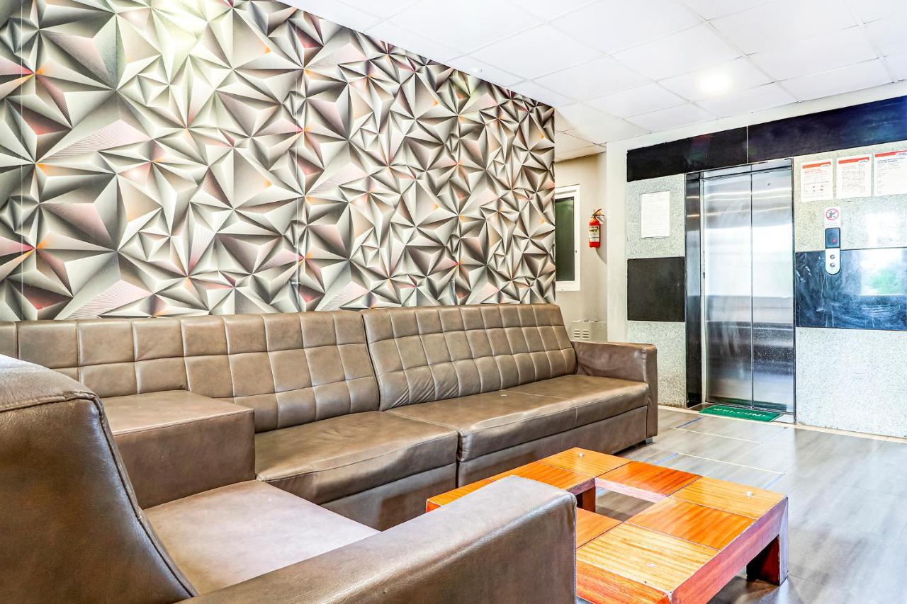 Hotel Fabexpress Mid Town