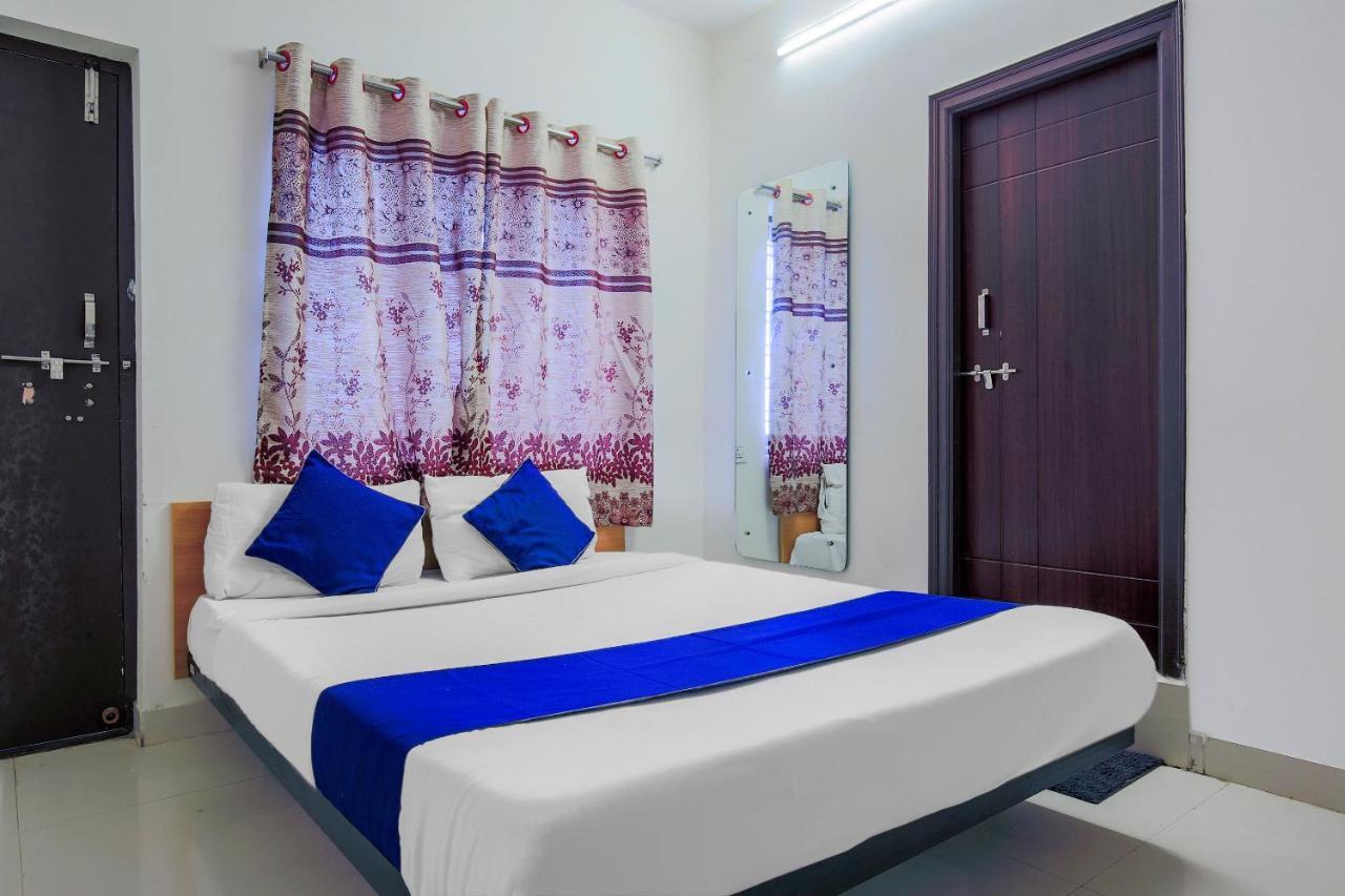 Hotel Oyo Silverkey 74581 Nallagandla Hyderabad