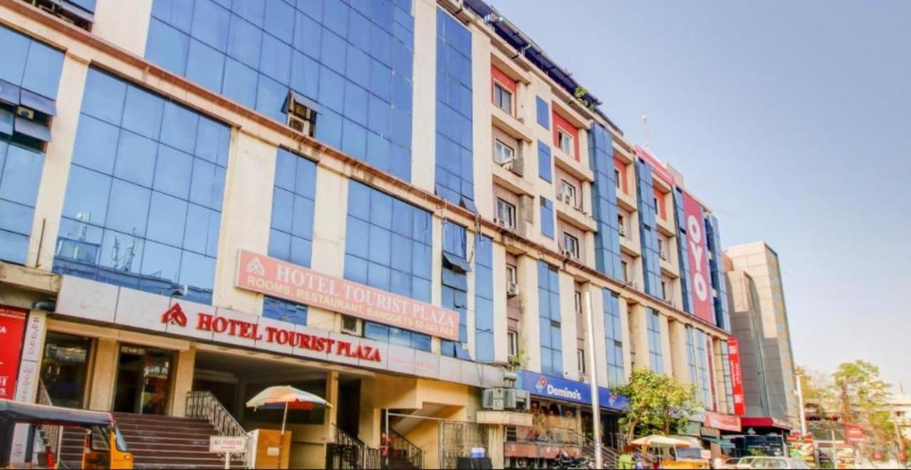 Fabexpress Tourist Plaza 3*
