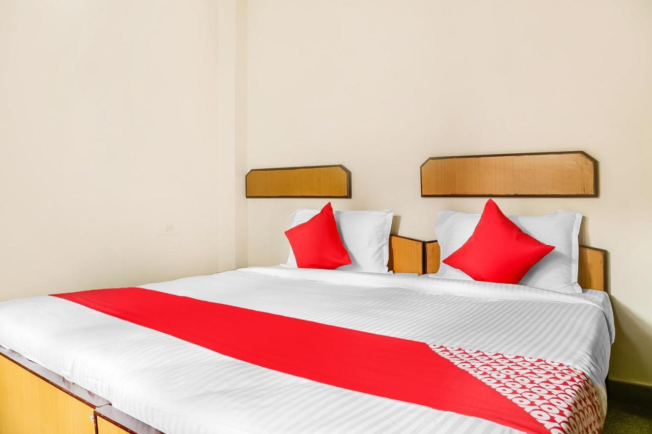 Oyo 47645 Sai Vinayak Boarding And Lodging Hotel