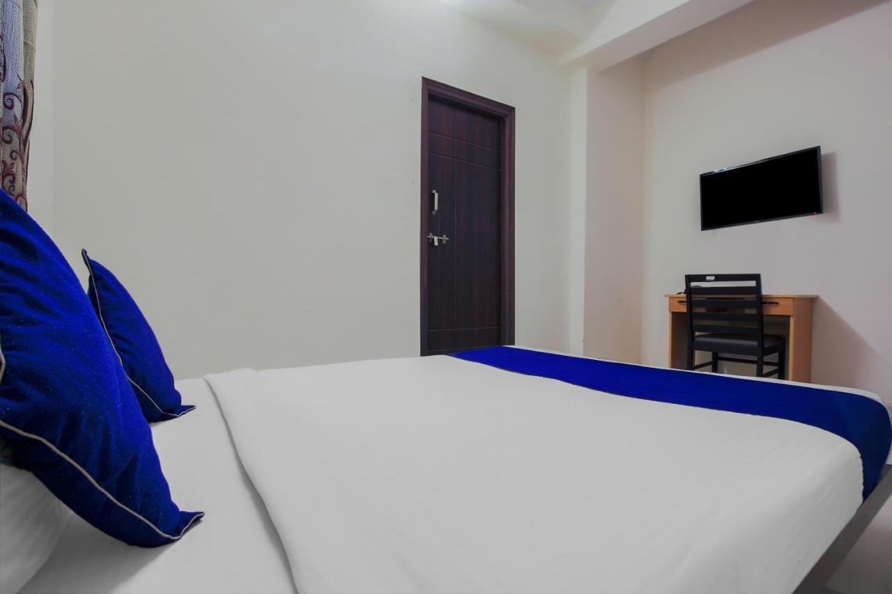 Oyo Silverkey 74581 Nallagandla Hotel Hyderabad