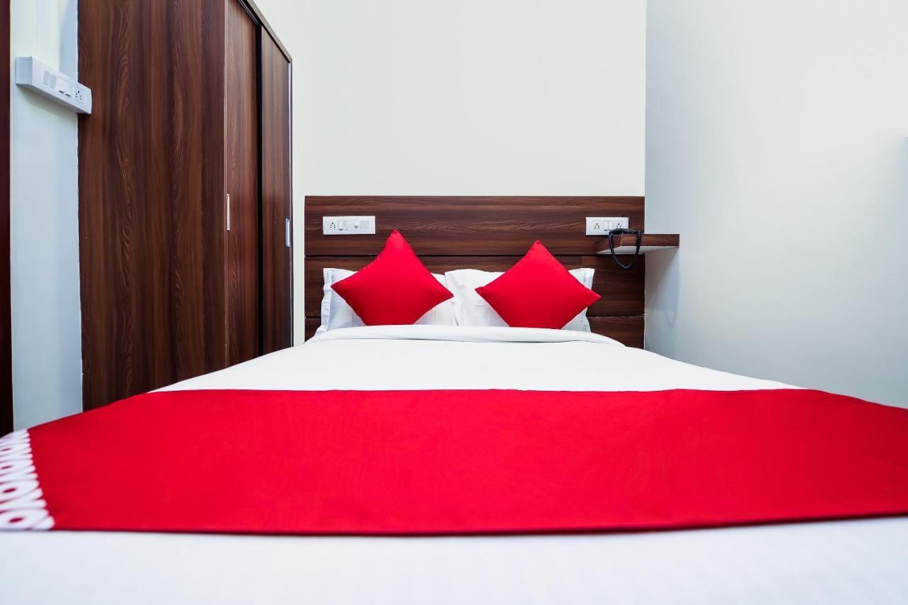 Hotel Oyo 588 Kmr Hospitality Services Hyderabad