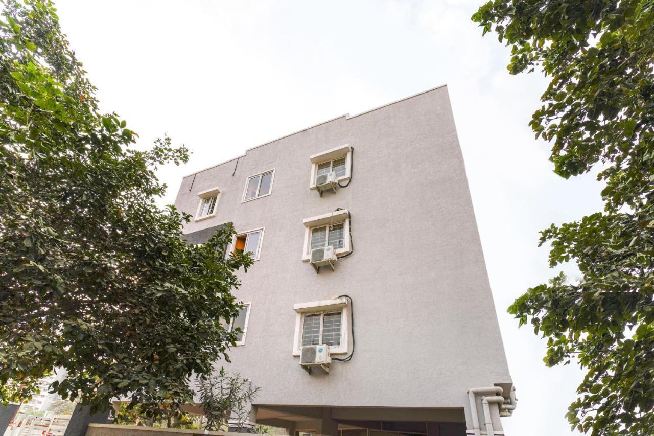 Oyo 70286 Svr Grand Hyderabad